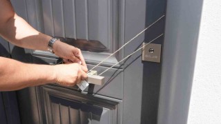 Alanyada toptan gıda deposunda sahte etiketleme yapan firma mühürlendi