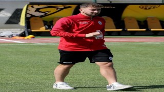 Aliağa FKda Mertcan Açıkgöz ve Göktuğ Yılmaz imzayı attı