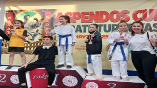 Aliağalı karateciler Aspendos Cup Karate Turnavasında