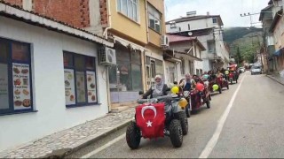 Alpaslan köyünde kadınlardan elektrikli motorlarla Anneler Günü konvoyu