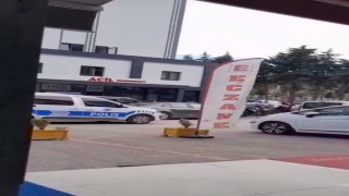 Amasyada özel hastanede korku dolu anlar: Boğazına bıçak dayadı