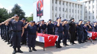 Ankarada 52 özel gereksinimli genç ettikleri yeminle bir günlüğüne asker oldu