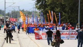 Antalyada 1 Mayıs coşkuyla kutlandı