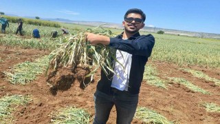 Arabanlı genç, baba mesleğini daha iyi yapabilmek için mühendis oldu
