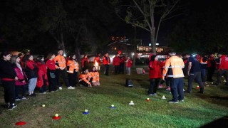 Arama kurtarma profesyonelleri ve gönüllüleri bu kampta buluştu