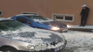 Ardahanda dolu yağışı hayatı felç etti