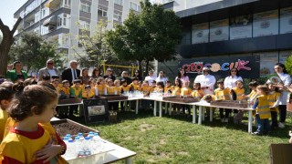 Atakumlu minikler, sebze ve meyve tohumlarını toprakla buluşturdu