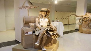 Atık kartonlardan sanat eseri: Üniversitelilerden ilgi çeken sergi