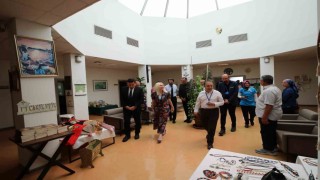 AÜde hastalara uygulamalı atölyelerde tarım ve sanatla terapi