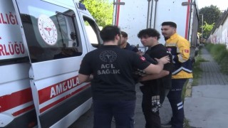 Avcılarda alkollü genç trafiği birbirine kattı