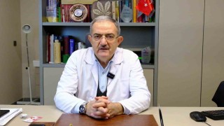 Ayağımı artık kesin diyen hasta, larva tedavisi ile yürüyerek taburcu oldu