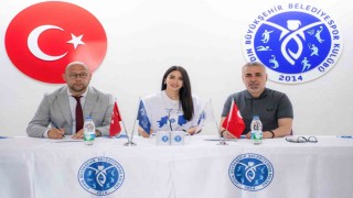 Aydın Büyükşehir Belediyespor, Zararsızı kadrosuna kattı