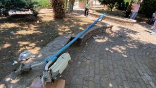 Aydında parkta oturan şahıslar ölümden döndü: 2 yaralı
