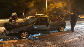Ayvalıkta araç yangını korkuttu