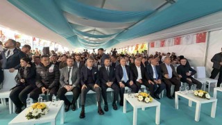Bakan Bak: Türkiyede son 23 yılda spor tesisleri devrimi yaşanmaktadır
