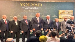 Bakan Ersoy, ‘Yol ve Yâd: Hac Yolculuğunun Yazılı Hafızası sergisinin açılışına katıldı