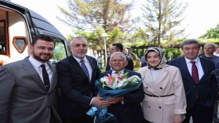 Bakan Işıkhandan Başkan Büyükkılıça ziyaret