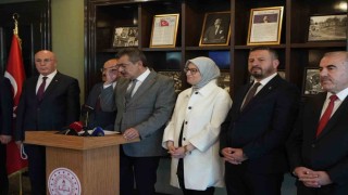 Bakan Tekin: Balıkesirde 22 yılda 17 milyar TLlik yatırım yaptık