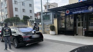 Bakan Yerlikaya: Aracın üzerindeki trafikte geçiş üstünlüğü hakkı çakar iptal edildi
