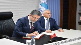 Bakan Yumaklıdan Başkan Büyükkılıça tarım ve heyvancılık teşekkürü