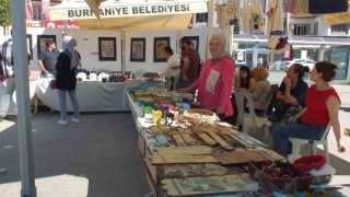 Balıkesirde özel öğrencilerin göz nuru eserleri görücüye çıktı