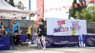 Balıkesirli gençler Gençlik Haftasında spora doydu