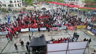 Bandırmada 1 Mayıs kutlandı