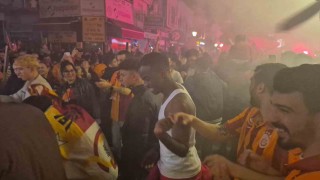 Bartında Galatasaray taraftarının 5. yıldız coşkusu