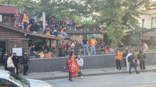 Bartında Galatasaray taraftarlarından ilginç görüntüler