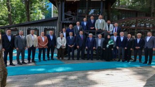 Başkan Alemdar: Sakarya şehrin takımını hak ettiği yerlere taşıyacak güce de kabiliyete de sahiptir