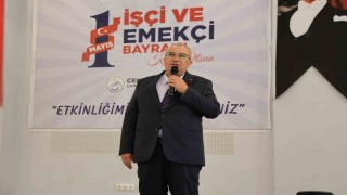 Başkan Arslan 1 Mayıs İşçi ve Emek Bayramında emekçilerle bir araya geldi