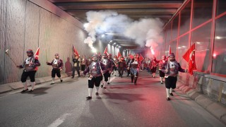 Başkan Büyükkılıç, 19 Mayıs Fener Alayında gençlerin coşkusuna ortak oldu