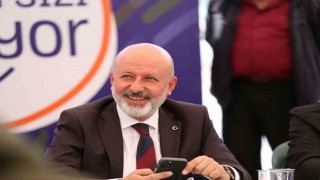 Başkan Çolakbayrakdar, Gece gündüz demeden Kocasinanın her mahallesindeyiz