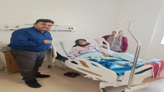 Başkan Gülmezden anlamlı Anneler Günü ziyareti