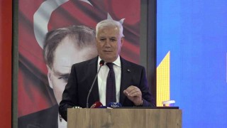 Başkan Mustafa Bozbey, Burulaştaki grev kararına ilişkin konuştu.