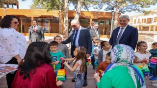 Başkan Pekyatırmacı: Tüm öğrencilerimizi atölyelerimizden yararlandırıyoruz