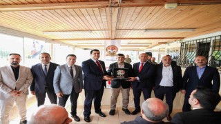 Başkan Yılmazdan teknik adamlara moral ziyareti