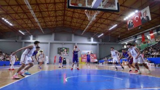Basketbol U16 Türkiye Şampiyonası rüzgarı Denizlide esti