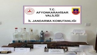 Başmakçıda sahte alkol operasyonu: 1 gözaltı