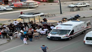 Batmanda yolun karşısına geçmeye çalışan kadına otomobil çarptı