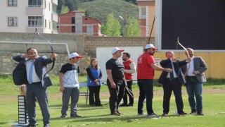 Bayburtta Okçuluk Turnuvası düzenlendi