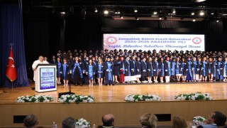 BEUN Sağlık Bilimleri Fakültesinde mezuniyet coşkusu