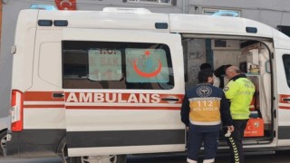 Bilecikte 2 otomobilin çarpışması sonucu meydana gelen trafik kazasında 2 kişi yaralandı