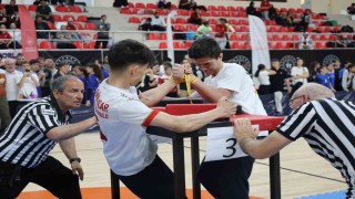 Bilek Güreşi Yıldızlar Grup Müsabakaları başladı