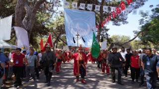 Binlerce kişi geldi: Geleneksel Türkmen Şöleni coşkulu geçti