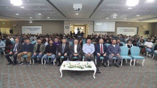 BTÜ Konuşmalarının Konuğu Prof. Dr. Mehmet Burçin Ünlü: Fizik yasaları hayatın her alanında geçerli