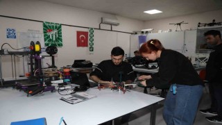 BTÜlü gençler TEKNOFESTe damga vurmaya hazırlanıyor