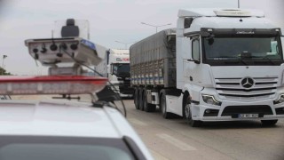 Bu radar çok can yakıyor...Aynı anda 4 araca ceza yazıyor