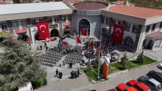 Bünyanda engeller el ele aşılıyor
