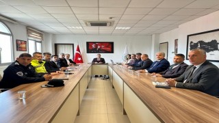 Burhaniyede uyuşturucu ile mücadele toplantısı yapıldı